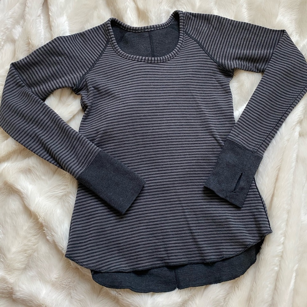 Lululemon reversible long sleeve